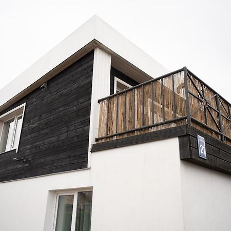 Family Garden Apartments With Free Private Parking & Playground Riga Exterior photo