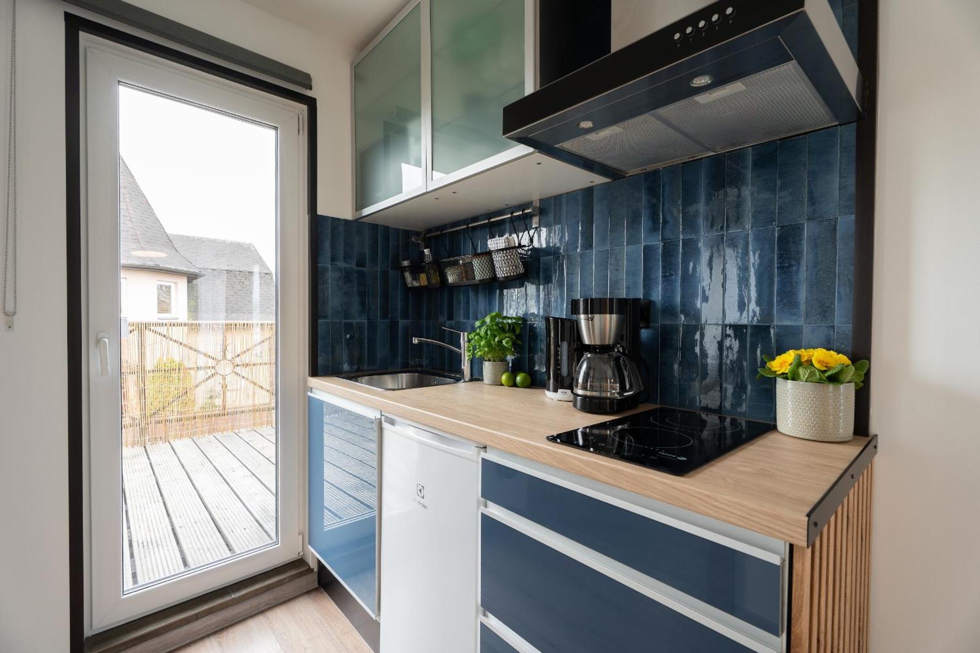 Family Garden Apartments With Free Private Parking & Playground Riga Exterior photo