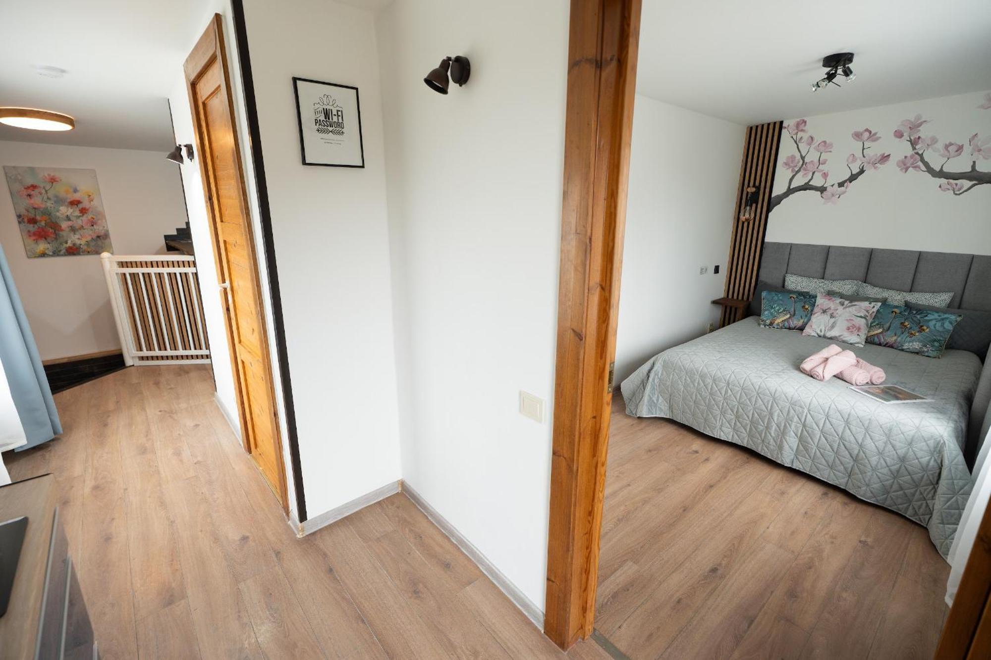 Family Garden Apartments With Free Private Parking & Playground Riga Exterior photo